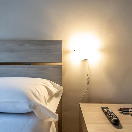 Big Air Conditioning Wifi Netflix 90 Mq Lägenhet *