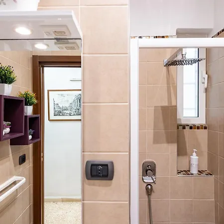 Big Air Conditioning Wifi Netflix 90 Mq Lägenhet Rom