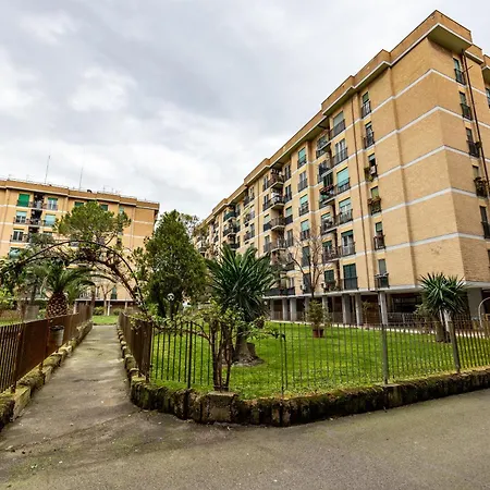 Lägenhet Big Air Conditioning Wifi Netflix 90 Mq Rom